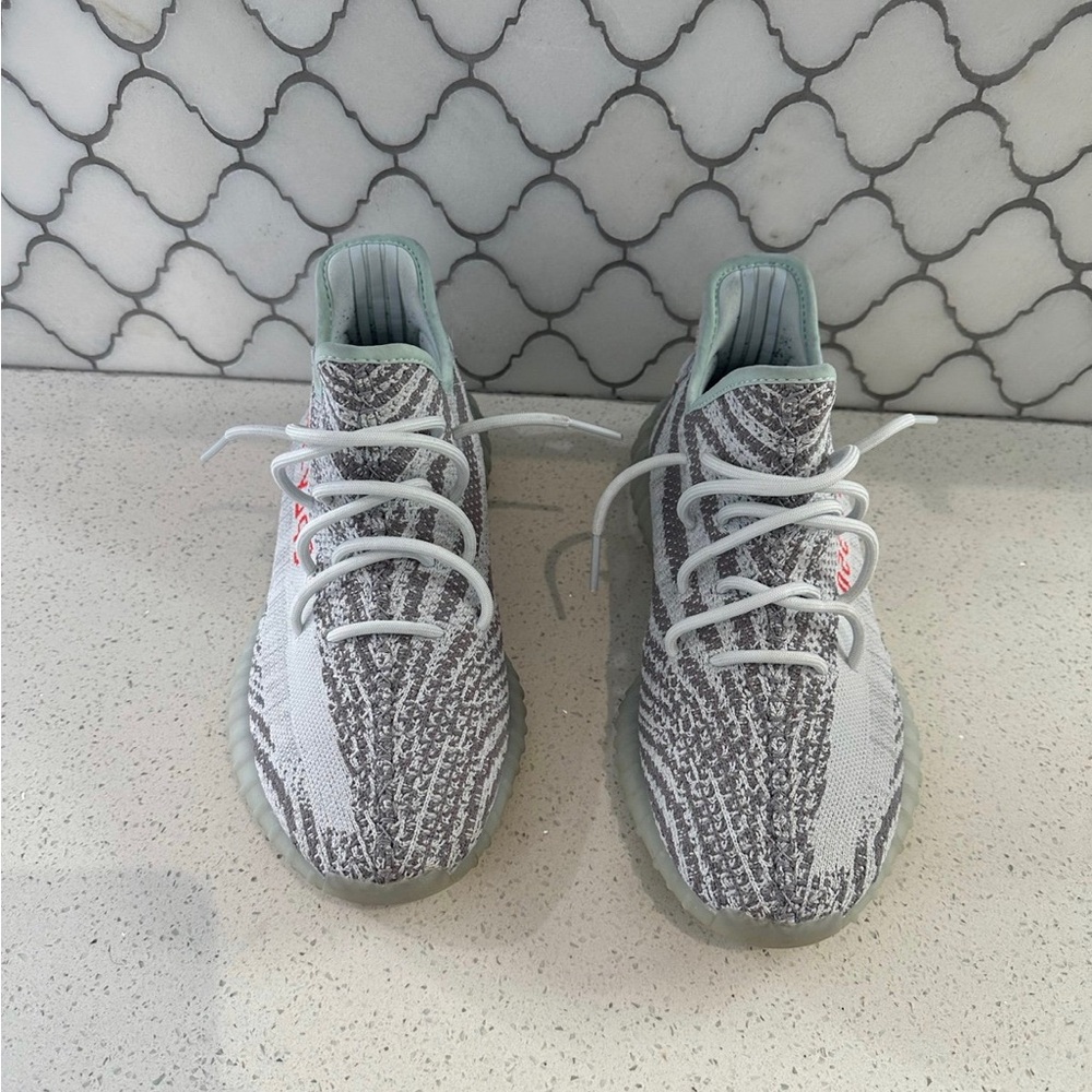 Adidas Yeezy Boost 350 V2 "blue tint" Size 11